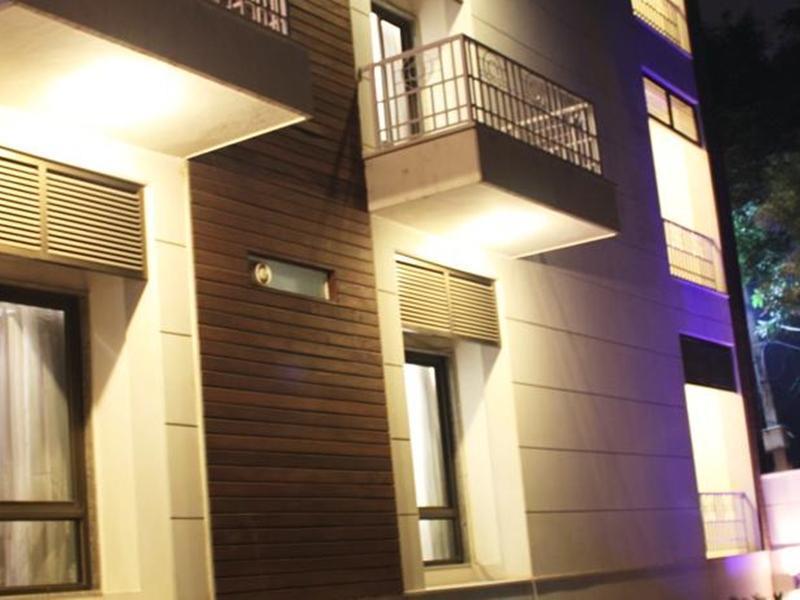 Stately Suites Mg Road Gurgaon Bagian luar foto