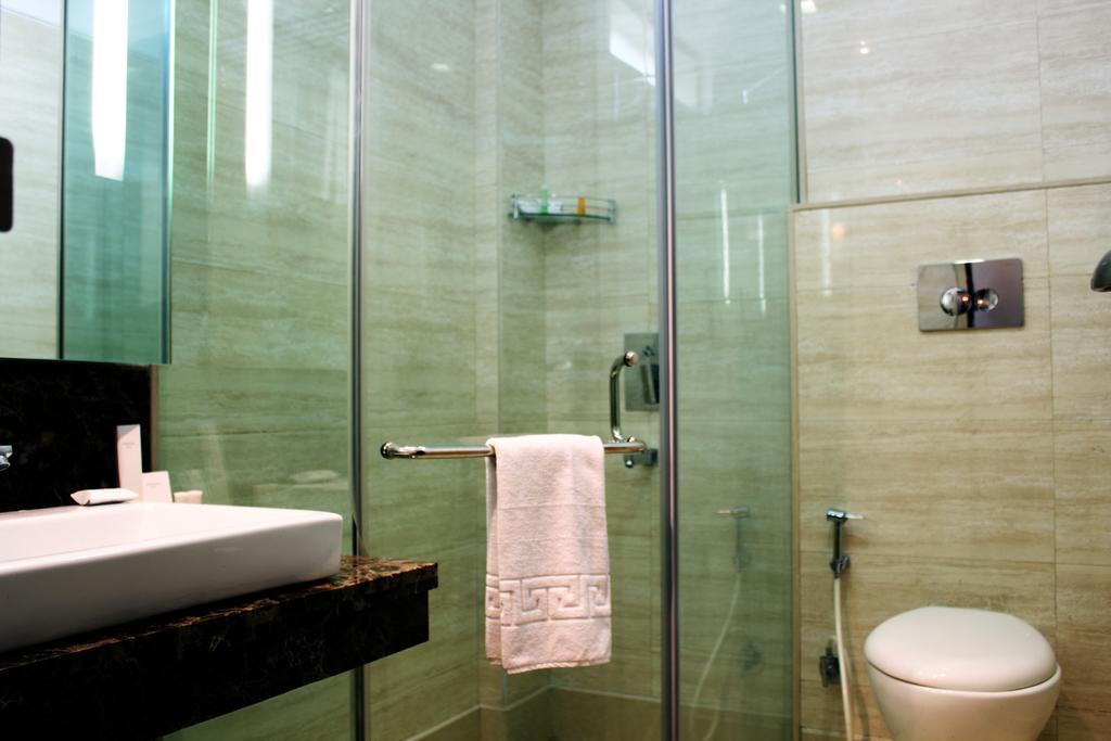 Stately Suites Mg Road Gurgaon Ruang foto